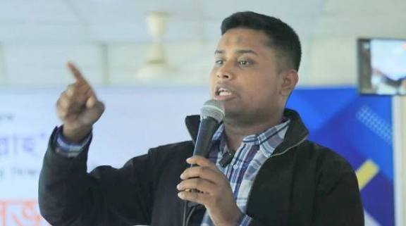 ‘দলের উচিত ছিল গোয়েন্দা ও অসৎ মিডিয়ার বিরুদ্ধে দাঁড়ানো’ — হাসনাত আবদুল্লাহ