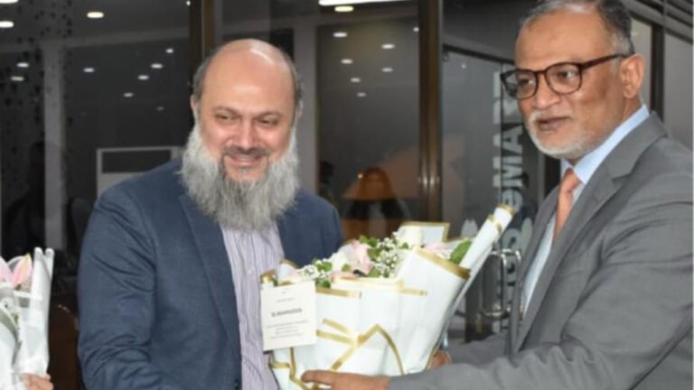 ঢাকায় চারদিনের সফরে পাকিস্তানের বাণিজ্যমন্ত্রী