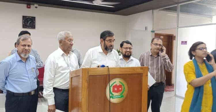 জোট করলেও দলীয় প্রতীকে নির্বাচন বাধ্যতামূলক করবে ইসি: সানাউল্লাহ 