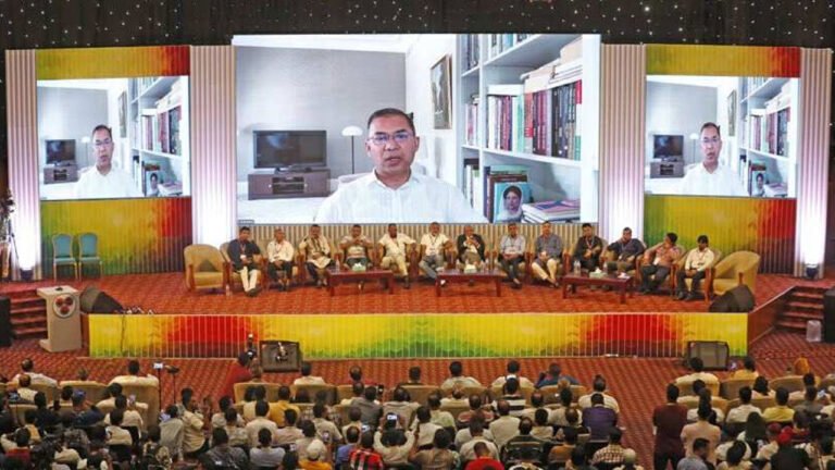 ‘ভোট দিন ধানের শীষে, দেশ গড়বো মিলে-মিশে’— যুব সমাবেশে তারেক রহমান