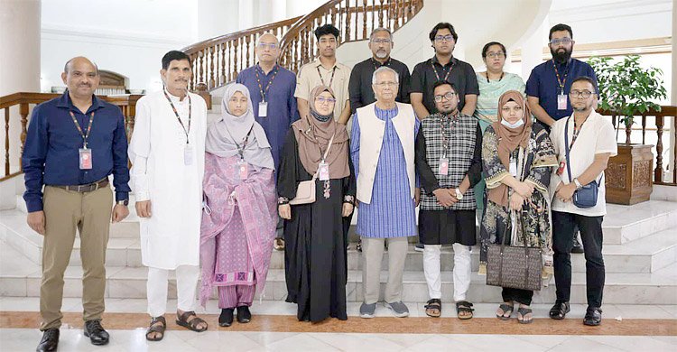 অন্যের প্রাণ বাঁচাতে আত্মাহুতি, তিন শিক্ষকের স্মৃতি জাতির গর্ব: মুহাম্মদ ইউনূস