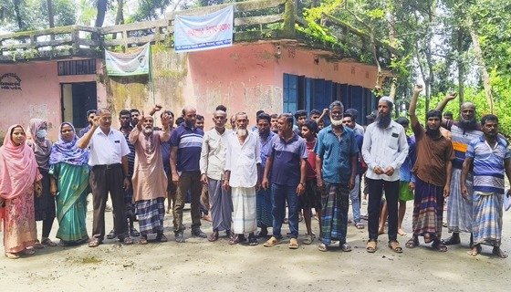 ভোটকেন্দ্র স্থানান্তরের পাঁয়তারা, বাবুগঞ্জে বিক্ষোভ