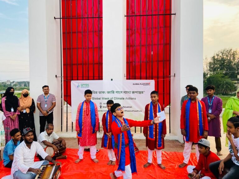 পটুয়াখালীতে জলবায়ু সংকটে জারি গানের ভিন্নধর্মী আয়োজন