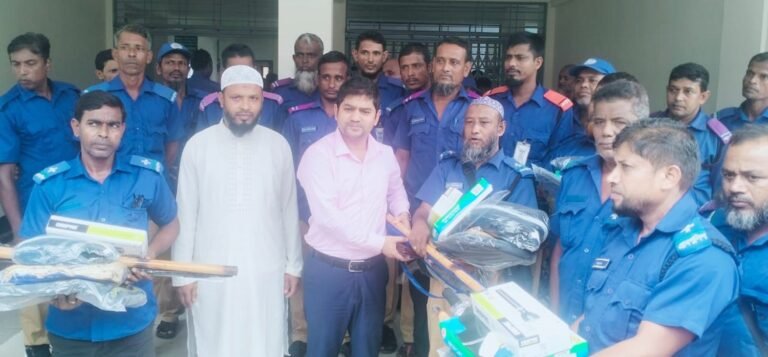 শারদীয় দুর্গোৎসবে নিরাপত্তায় গ্রামপুলিশদের কঠোর হতে নির্দেশ ইউএনও’র