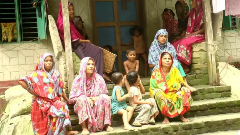 ভোলার ১৯ জেলে সাগরে নিখোঁজ, পরিবারের উদ্বেগ বৃদ্ধি