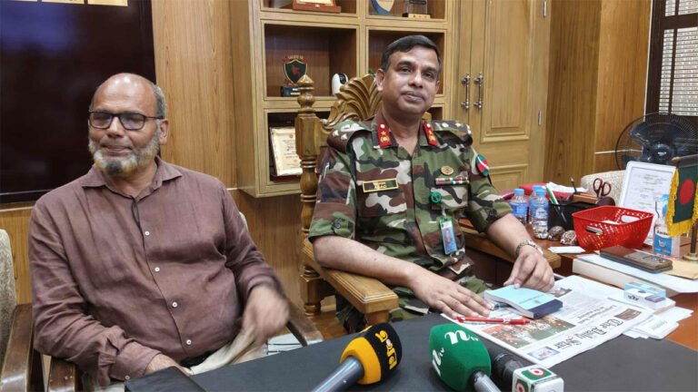 নুরের সুস্থ হতে আরও ৪-৬ সপ্তাহ লাগতে পারে : ঢামেক পরিচালক