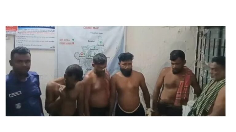 রাঙ্গাবালীতে গরু চুরির সময় ৫ চোর হাতেনাতে আটক