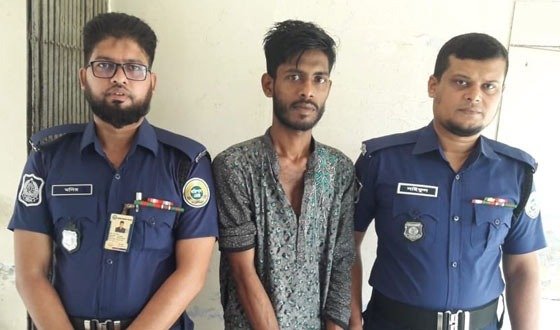 আগৈলঝাড়ায় গৃহবধূকে গণধর্ষণ, ১ আসামী কারাগারে