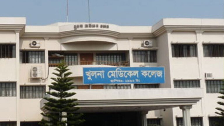 খুলনায় অক্সিজেন মাস্ক খুলে নেওয়ার অভিযোগে রোগীর মৃত্যু