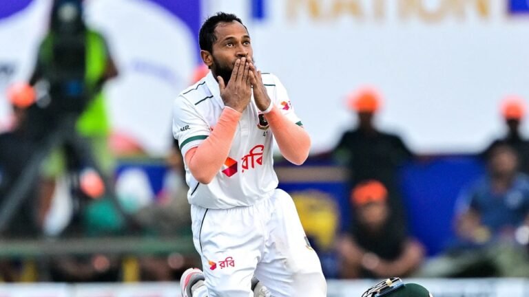 মুশফিকের শততম টেস্টের মঞ্চ তৈরি, নভেম্বরে আসছে আয়ারল্যান্ড