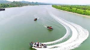 ৪৭ লাখ টাকার স্বর্ণসহ দুই পাচারকারী আটক