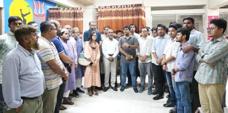 পবিপ্রবিতে পর্দানশীল নারী শিক্ষার্থীদের জন্য ‘পর্দা কর্নার’ উদ্বোধন