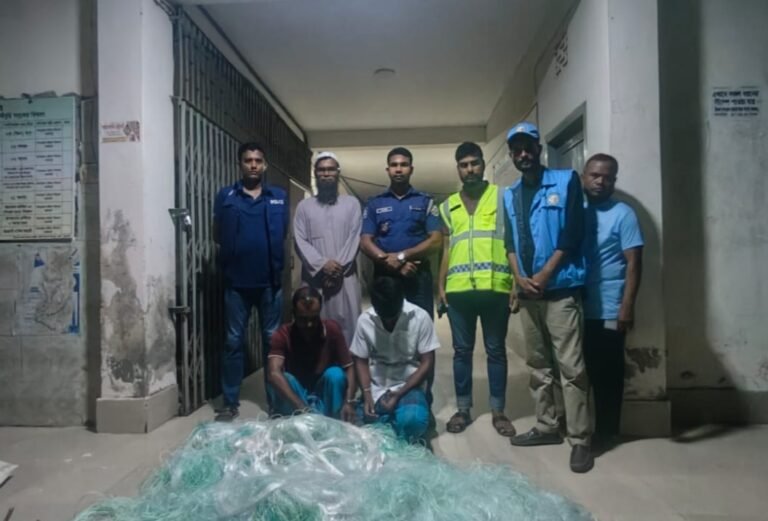 দুমকিতে অবৈধ কারেন্ট জাল বিক্রির সময় দু’জন আটক, এক মাসের কারাদণ্ড