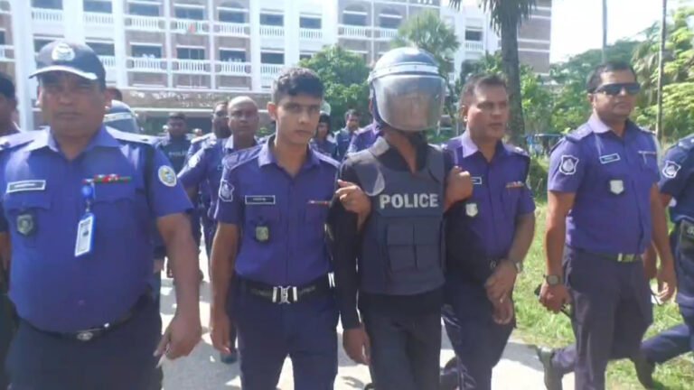 দুমকিতে শহীদ জসিমের কন্যাকে ধর্ষণের মামলায় তিন কিশোরের ১০ বছরের কারাদণ্ড