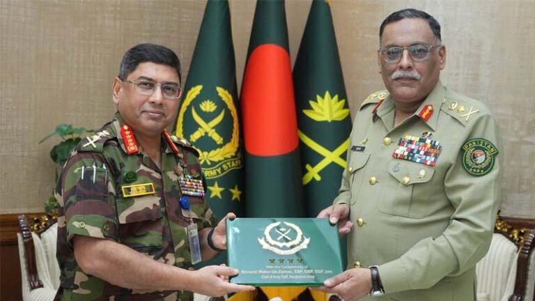 বাংলাদেশ সেনাপ্রধানের সঙ্গে সাক্ষাৎ পাকিস্তানি সামরিক প্রতিনিধিদলের