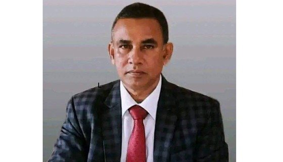 নেছারাবাদে চেয়ারম্যান ও আ’লীগ নেতাকে গ্রেফতার