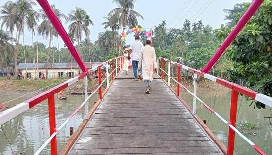 “পিরোজপুরে নতুন সংযোগ সেতুর উদ্বোধন”