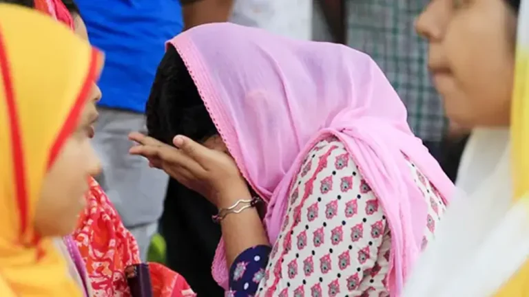 পটুয়াখালীর এক কলেজে চার শিক্ষার্থী, পরীক্ষায় অংশ নিল দুজন কেউ পাস করেনি