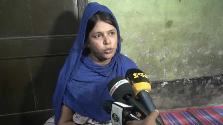 বরিশালে এনআইডি কার্ডে অসংগতি, নারীসহ চারজন থানায়