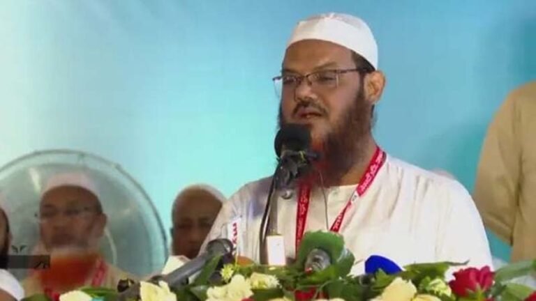 আগামী নির্বাচনে ইসলামী শক্তি বনাম বিপক্ষ শক্তির লড়াই অনিবার্য: মুফতি ফয়জুল করীম