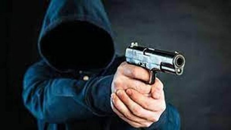 চরমপন্থী নেতা’কে কুপিয়ে ও গুলি করে হত্যা