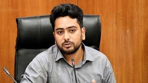 জুলাই সনদ বাস্তবায়ন ও গণহত্যার বিচার না হওয়া অবদি নির্বাচন নয়: নাহিদ ইসলাম