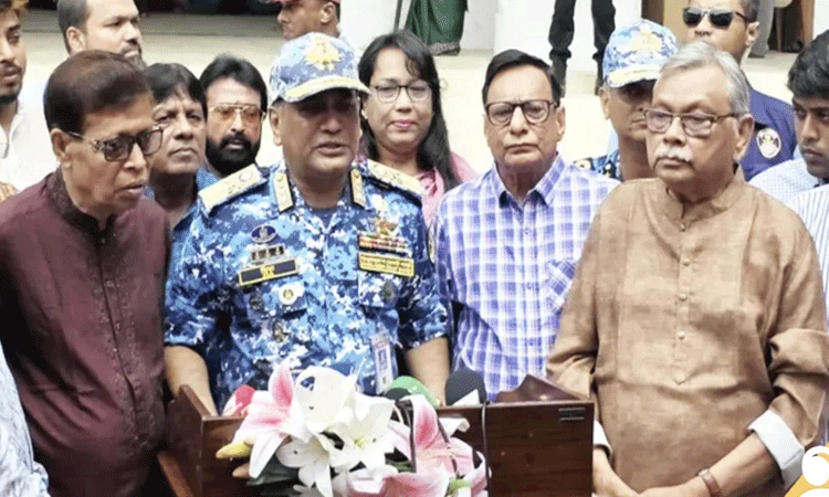 নদী পথে কোস্টগার্ড টহল জোরদার,  কোস্টগার্ড মহাপরিচালক