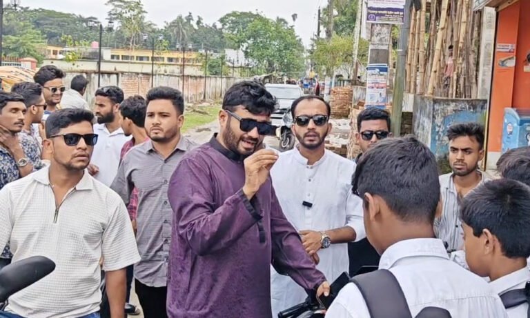 পিরোজপুরে কিশোর গ্যাং ও ইভ টিজিং নির্মূলে ছাত্রদলের অভিযান