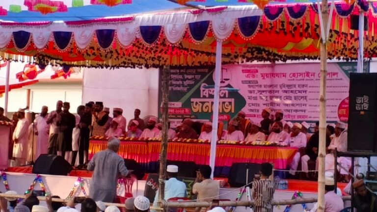 বামনায় জামায়াতে ইসলামের জনসভা: লুটপাটকারীদের বিরুদ্ধে সতর্ক করলেন হেলাল