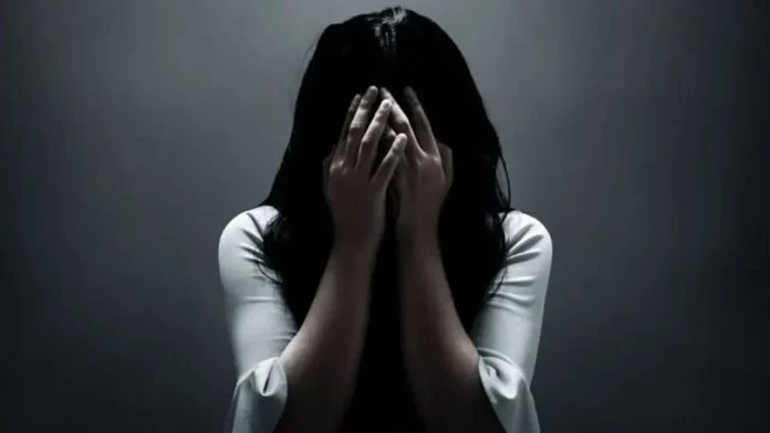 বরিশালে শয়তানের নিশ্বাস ছড়িয়ে ধর্ষণ