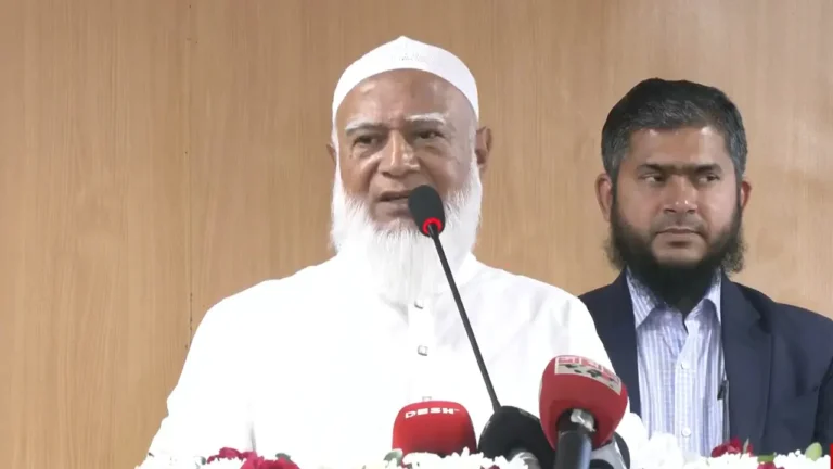 ক্ষমতায় গেলে দোরগোড়ায় সেবা পৌঁছে দেওয়ার প্রতিশ্রুতি জামায়াত আমিরের