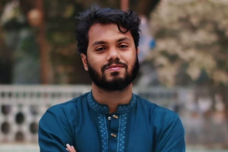 বাদ জুমা দেশের সব মসজিদে হাদির রুহের মাগফিরাত কামনায় দোয়া