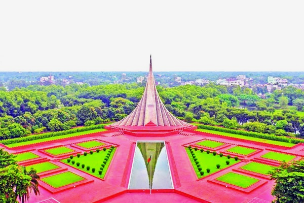 আজ ১৬ ই ডিসেম্বর মহান বিজয় দিবস