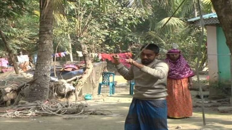 মনপুরায় ব্রেইন টিউমারে আক্রান্ত সুজনের মানবেতর জীবন