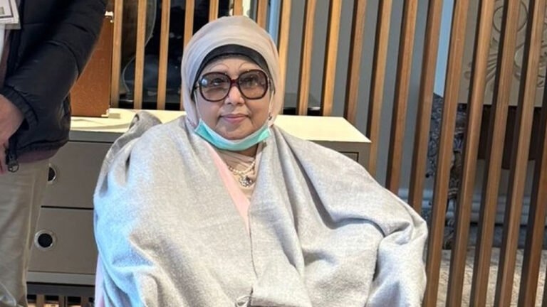 খালেদা জিয়ার লন্ডনযাত্রায় নতুন এয়ার অ্যাম্বুলেন্স
