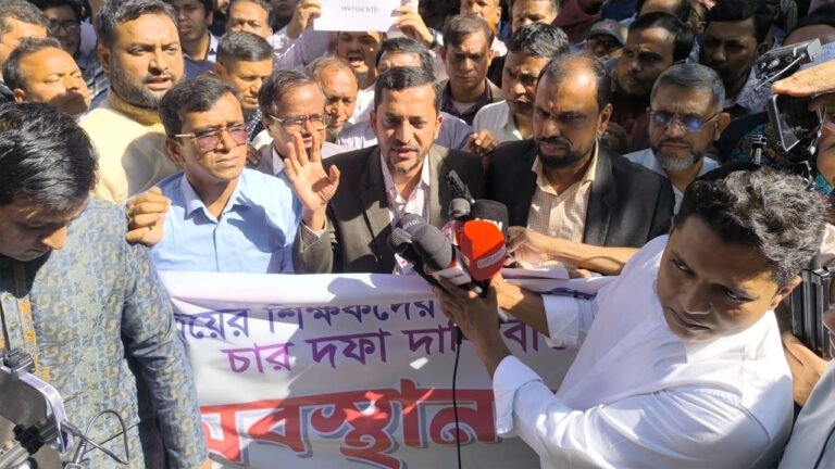 স্থগিত কর্মবিরতি—আজ থেকেই স্বাভাবিক পরীক্ষায় ফিরছে স্কুলগুলো