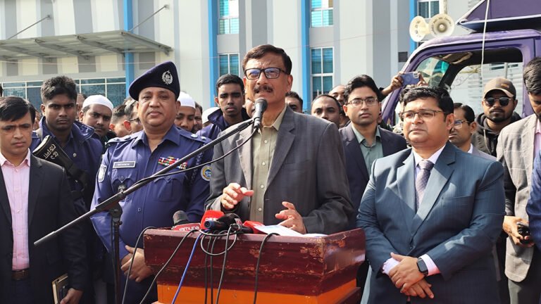 ১৫ বছরে প্রকৃত ভোট হয়নি, এবার চাই সত্যিকারের নির্বাচন : পররাষ্ট্র উপদেষ্টা