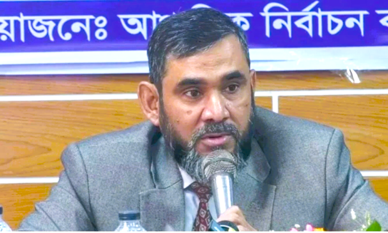 কোন অপশক্তিই নির্বাচন বানচাল করতে পারবেনা : ইসি সানাউল্লাহ