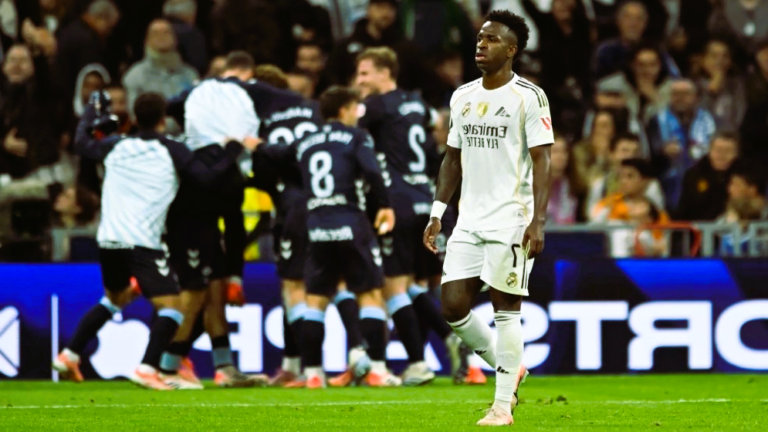 এবার  নিজেদের মাঠে হারল রিয়াল মাদ্রিদ