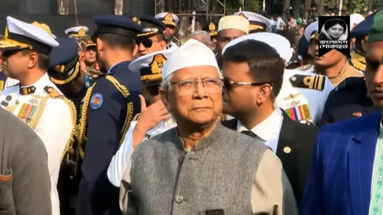 মানিক মিয়া অ্যাভিনিউতে প্রধান উপদেষ্টা