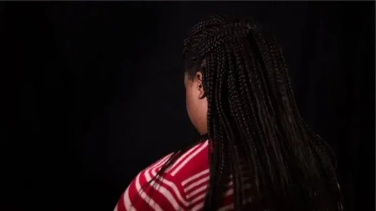 ব্রিটেন যেন  নারী শিকারিদের স্বর্গ রাজ্য