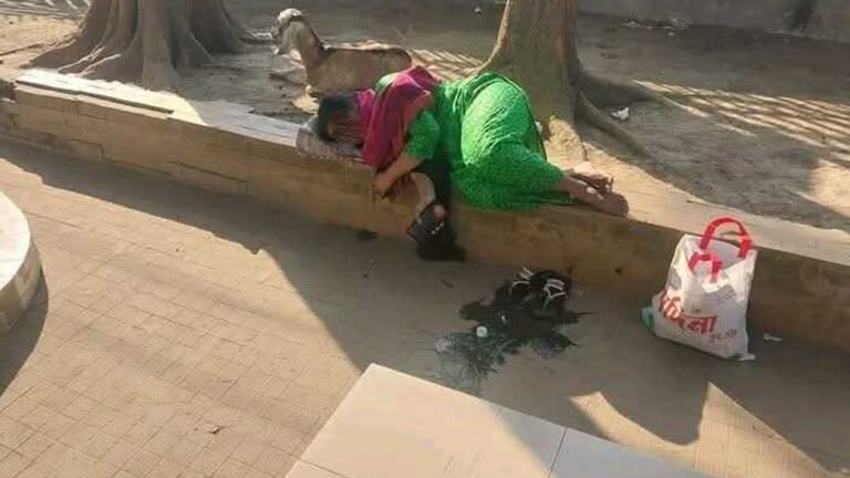 কাফনের কাপড় নিয়ে পার্কে বিষপান, পাঁচদিনের লড়াই শেষে ঝরে গেল তরুণীর প্রাণ