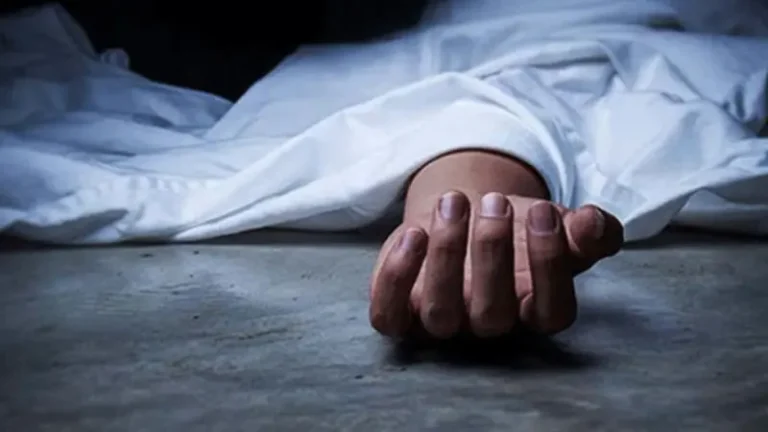 কলাপাড়ায় স্ত্রীর সঙ্গে অভিমানে যুবকের আত্মহত্যা