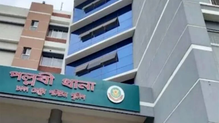 মিরপুরে একই পরিবারের চারজনের মরদেহ উদ্ধার