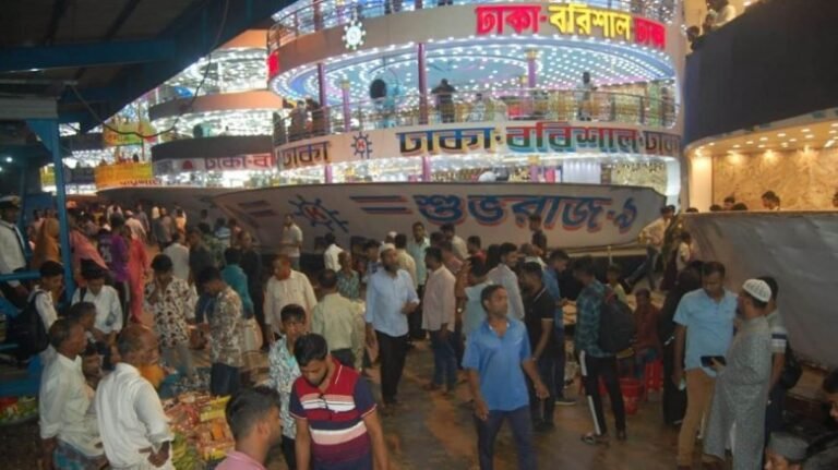 সরকারি সিদ্ধান্তের আগেই বরিশাল–ঢাকা নৌপথে লঞ্চ ভাড়া বাড়াল মালিকরা